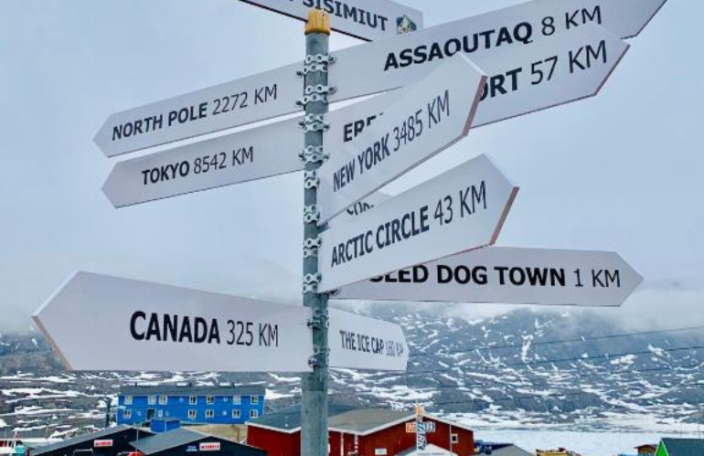 Groenlandia: ultima immagine di annunci Airbnb reali, viaggio disconnesso e irreale