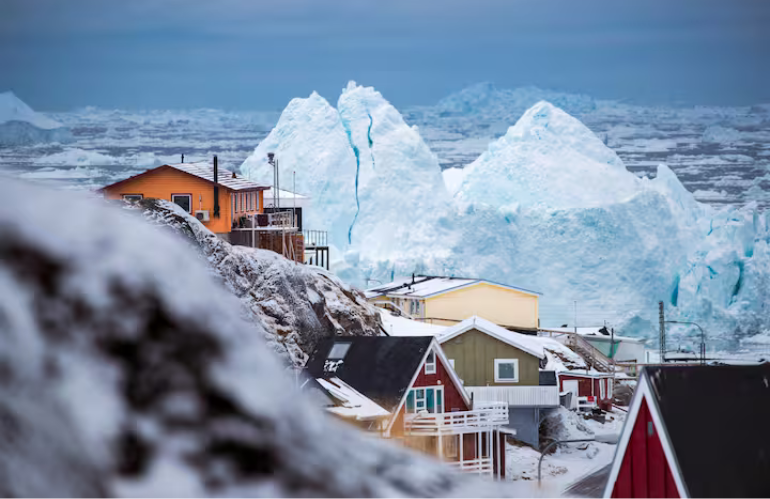 Groenlandia: villaggio con poche case e silenzio artico, meno abitanti di Viareggio