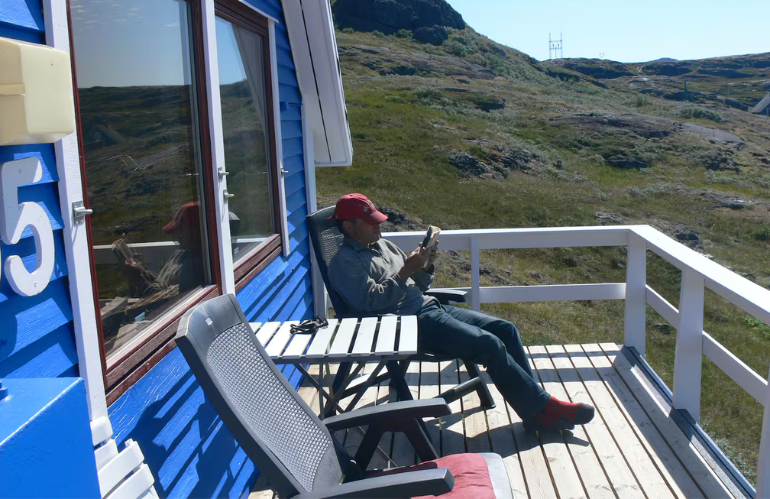 Groenlandia: paesaggio artico e ghiacci, attività come trekking e kayak tra i ghiacci