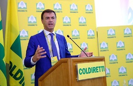 assemblea di Coldiretti - richieste di Prandini