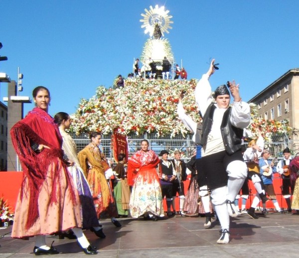 ofrenda-al-pilar.jpg