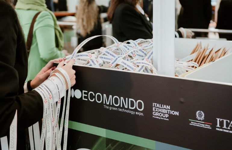 Ecomondo: quanti alberi da piantare per evitare l’illusione di un Eco nel Mondo?